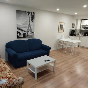 Appartement Spacious Basement One Bedroom Apartment, Wifi.