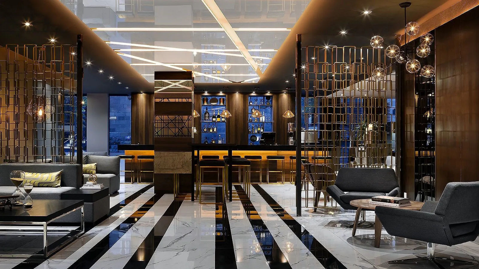 Sens Hotel Montreal Canada